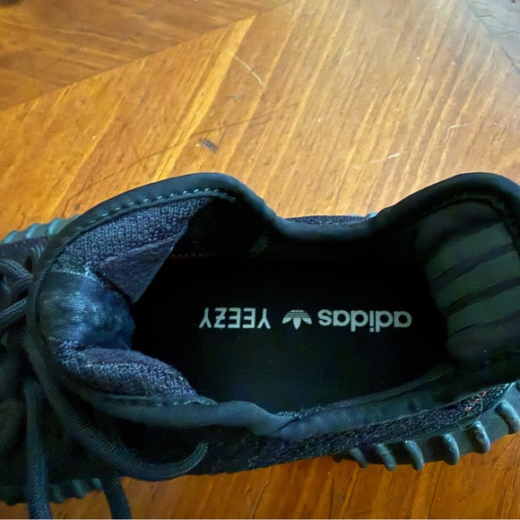 Adidas Yeezy Boost 350 V2 Core Black/Red (Bred) sneaker.